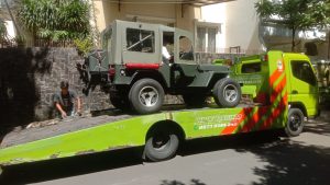 Jasa derek terdekat Jakarta