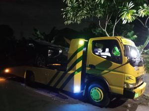 Derek towing Jatinegara 081385550003
