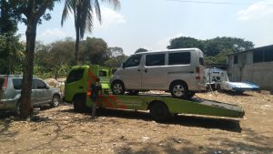 Jasa derek sentul 081385550003